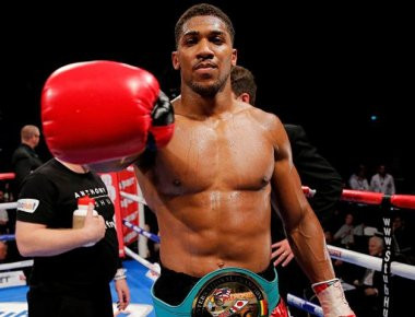 Άντονι Τζόσουα: Tο παιδί «θαύμα» του παγκόσμιου μποξ με τα 18/18 νοκ-άουτ (φωτό)